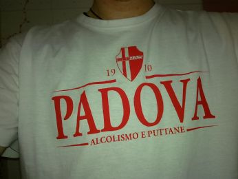 Quello che è una ripetizione di alcolismo